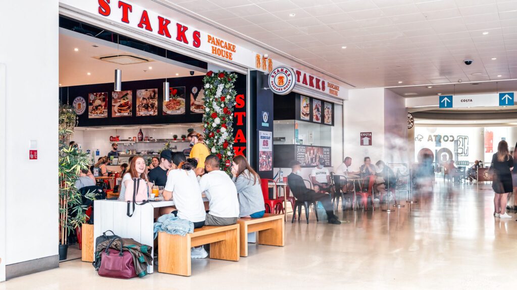 Staks Southampton's Stakks Pancake House flips more than 10,000 pancakes a ...
